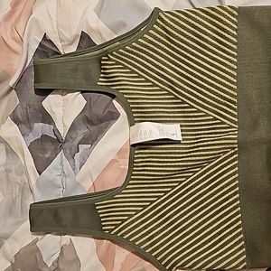 Sports bra fabletics